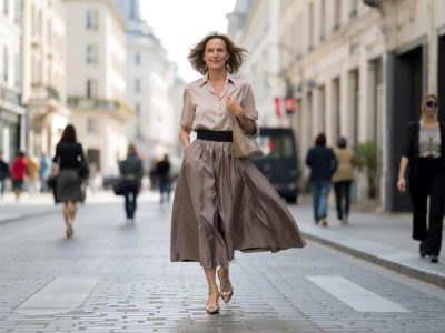 After the 50th Birthday: This Roomy Uniqlo Skirt Flatters Every Figure