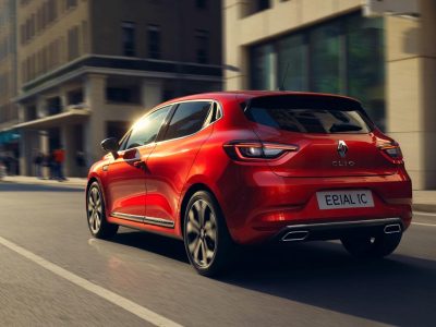 Neue Renault Clio: frischer Look, sportliche Kante, gleiche Größe