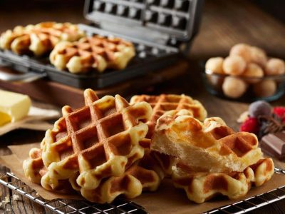 Wie Sie knusprige belgische Waffeln backen können